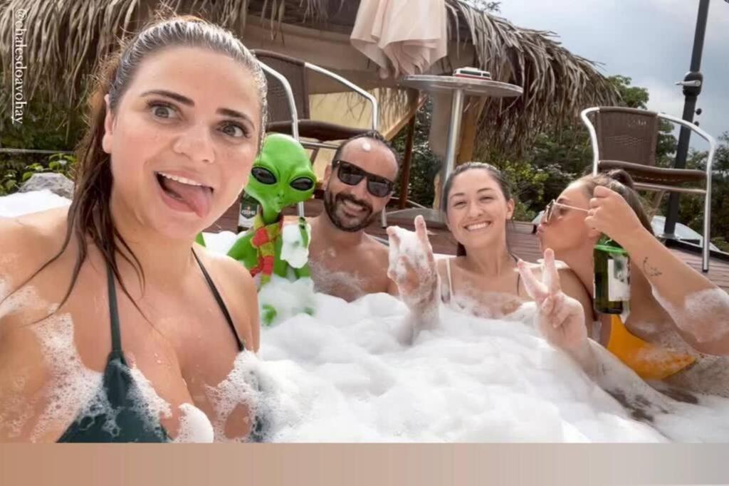 Do Avohay Lindo Chale Com Privativa Banheira Hidromassagem Aquecida Chalet
